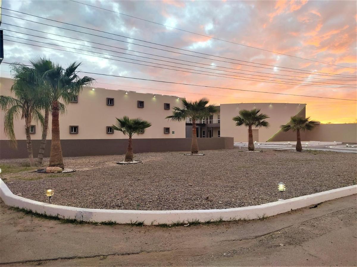 Hotel Oasis Heroica Caborca Eksteriør bilde