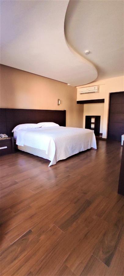 Hotel Oasis Heroica Caborca Eksteriør bilde