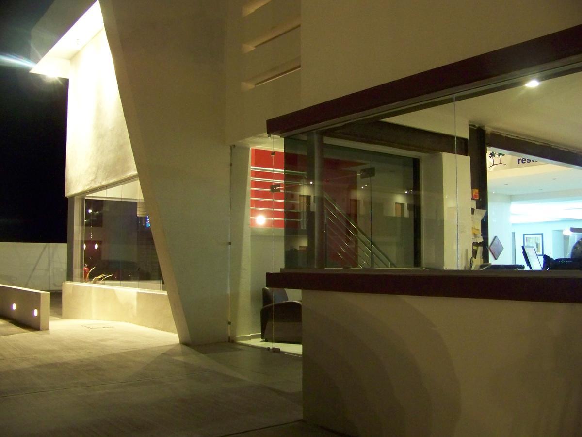 Hotel Oasis Heroica Caborca Eksteriør bilde